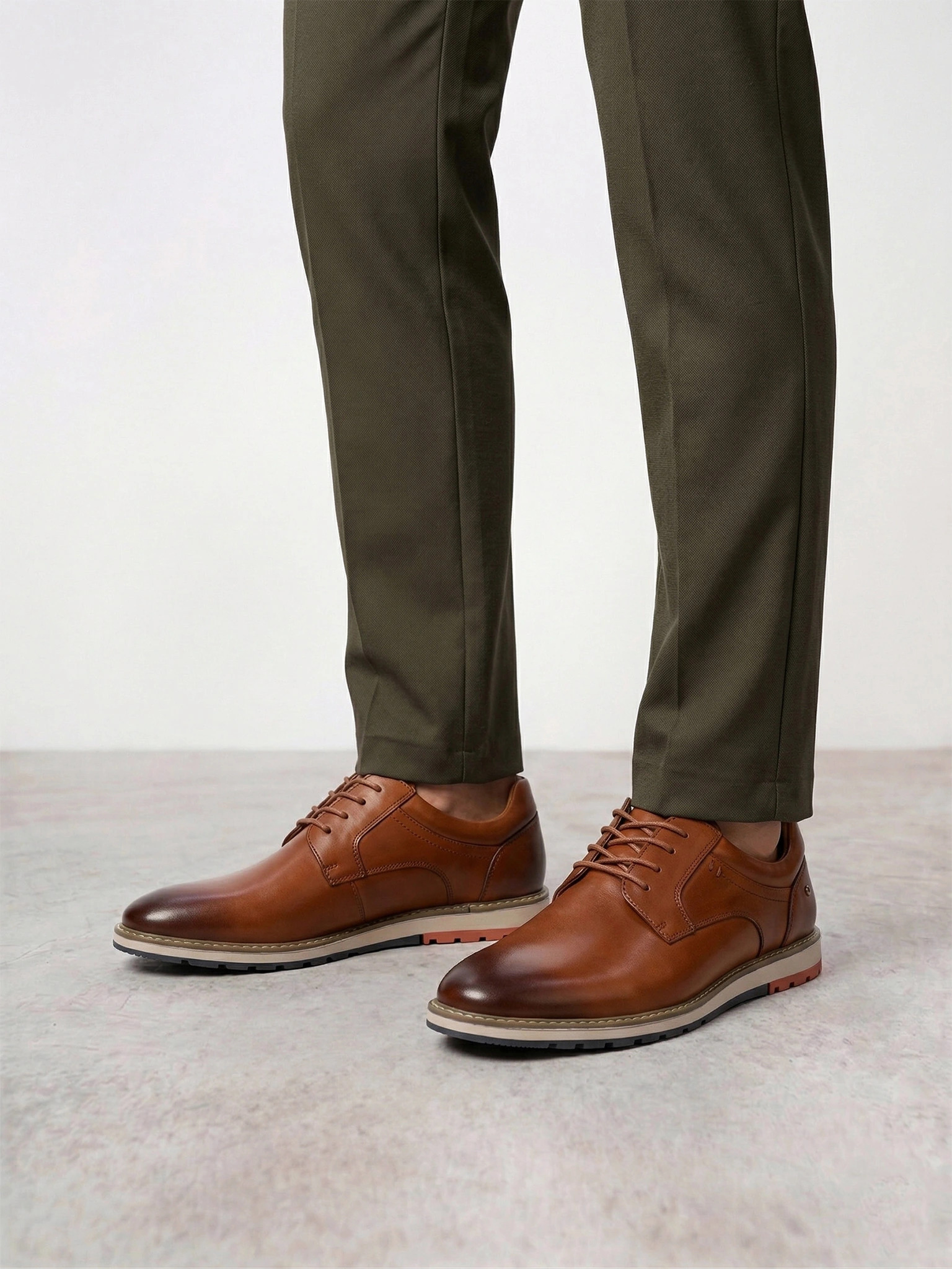 Туфли-дерби рыжего цвета со шнуровкой